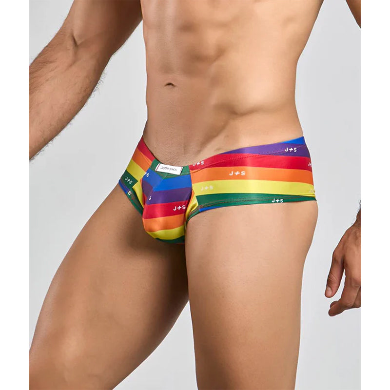 Justin + Simon Cheek Brief