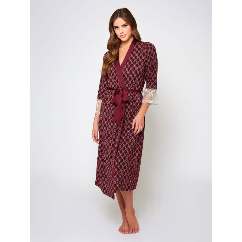 Ariana Robe